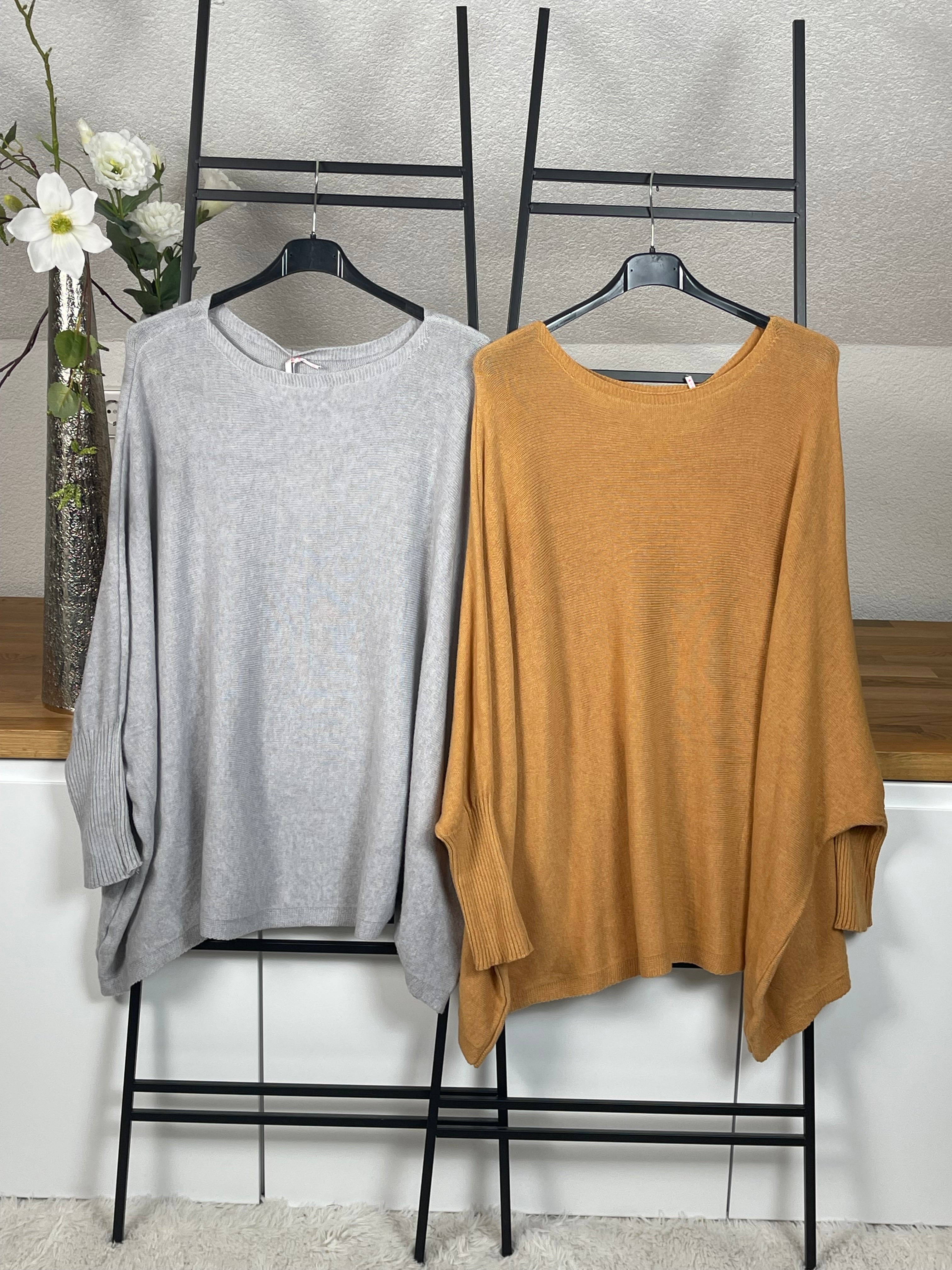 	2.   Lässiger Oversize Pullover Damen
	3.	Weicher Feinstrick Pullover
	4.	Oversize Pullover bis Größe 48
	5.	Pullover weiter Schnitt Damen
	6.	Kuscheliger Feinstrick Pullover
	7.	Feinstrick Pullover große Größen
	8.	Pullover Plus Size Damen
	9.	Oversize Pullover weich
	10.	Pullover XXL Feinstrick
	11.	Casual Oversize Pullover
	12.	Pullover mit weiten Ärmeln
	13.	Langer Oversize Pullover
	14.	Trendiger Pullover bis Größe 48
	15.	Bequemer Feinstrick-Pullover Damen