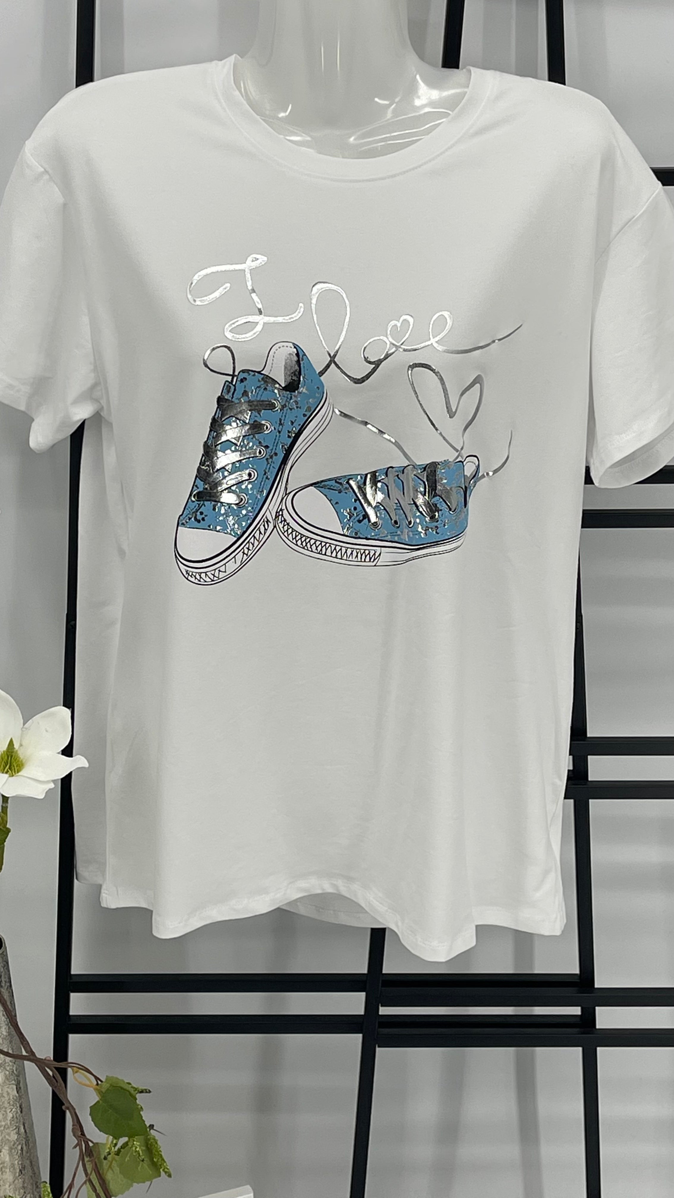 T - Shirt „Sneaker - Glanz “ Einheitsgrösse Gr. 36 - 40